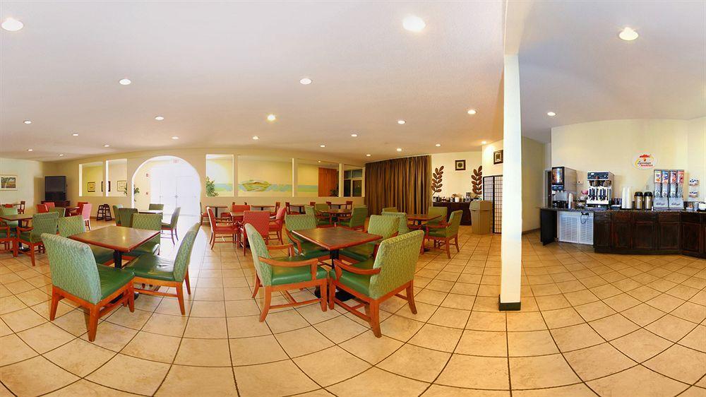 Super 8 By Wyndham Biloxi Motel Ngoại thất bức ảnh